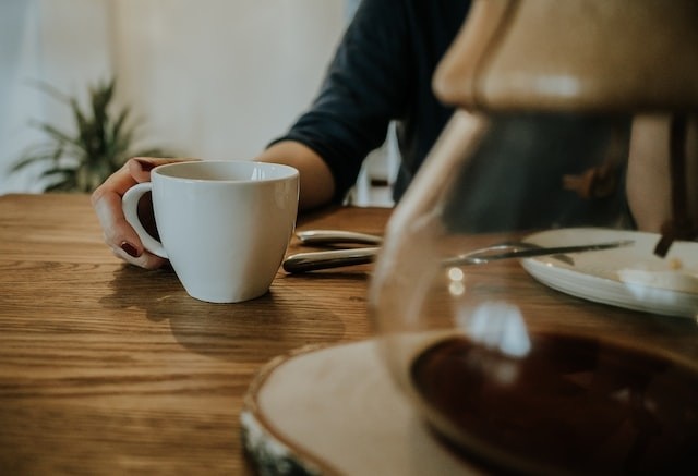 Samoobsługowe stoisko z kawą – jak pozyskać je dla swojej firmy?